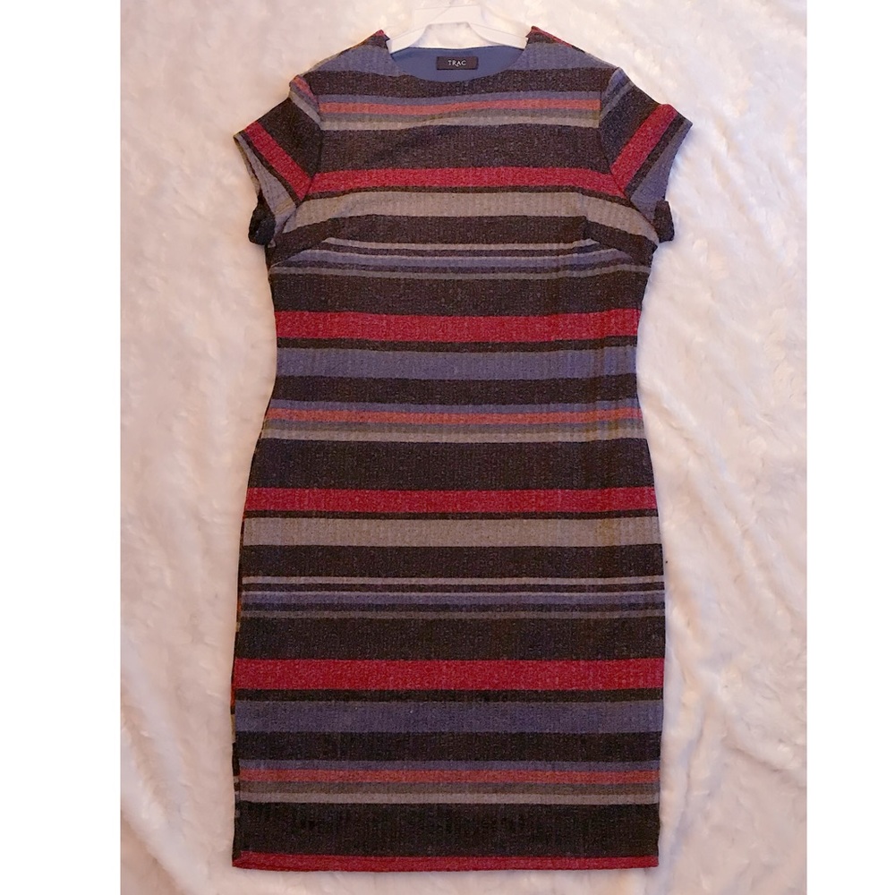Multicolored Sweater Midi Dress - Picture 5 of 8